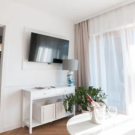 Hampton Apartament By Sienna Grobla Str. *